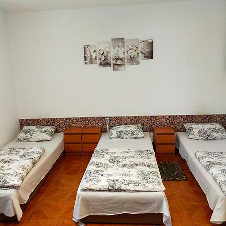 Hostel Madeira 그단스크 외부 사진
