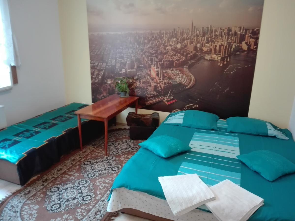 Hostel Madeira 그단스크 외부 사진